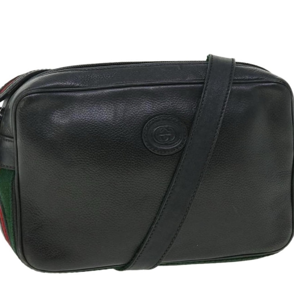 Gucci Black Leather Velvet Line Shoulder Bag - a vintage piece.